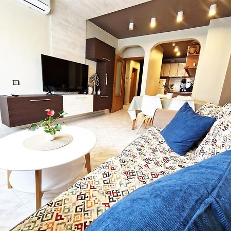 Central Apartment - Spacious Designer Property In Stara Zagora Ngoại thất bức ảnh