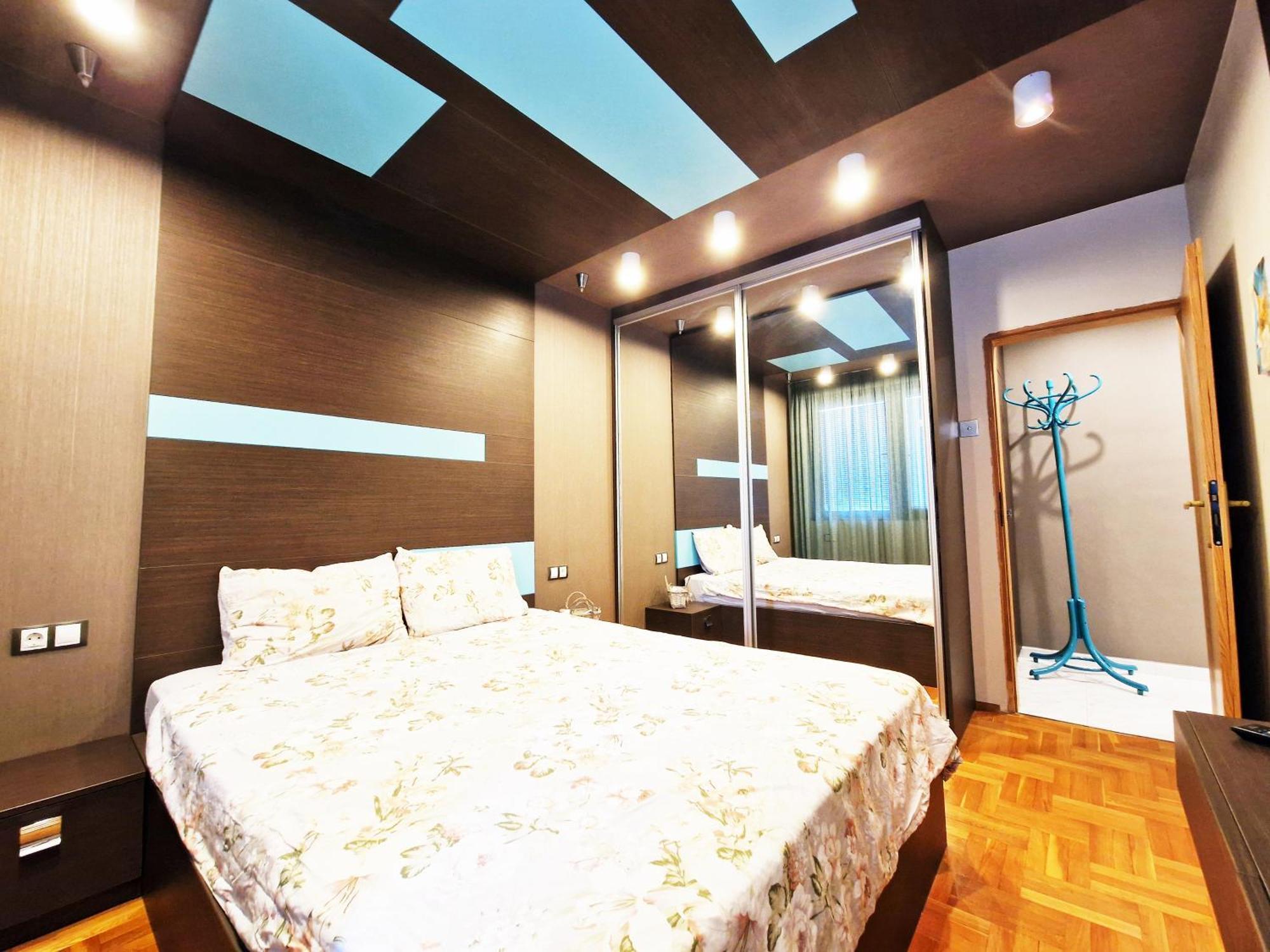 Central Apartment - Spacious Designer Property In Stara Zagora Ngoại thất bức ảnh